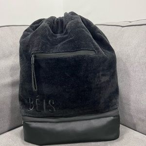 Béis Travel The Terry Backpack Cooler • 2 in 1 Backpack • Black